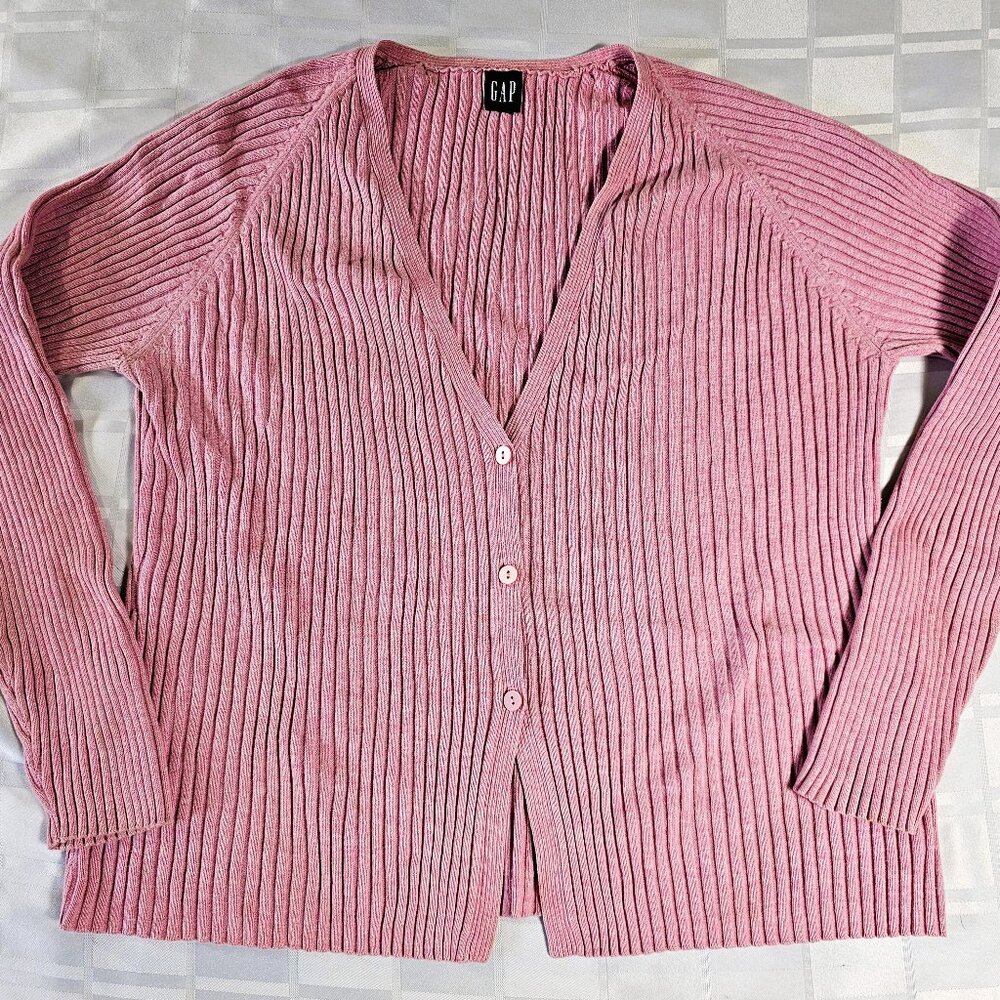 GAP WOMEN'S BUTTON FRONT PINK SWEATER CARDIGAN FASHION WEAR WOMAN STYLE GIRLS